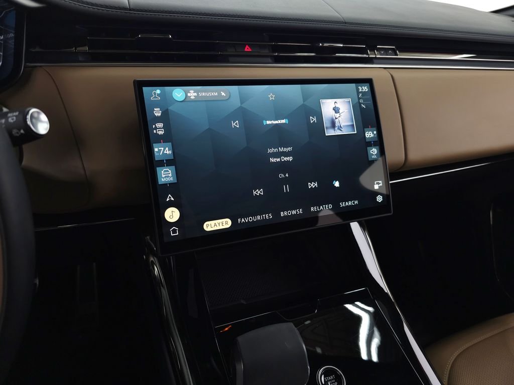 Certified Used 2025 Fuji White Land Rover Dynamic SE image 26