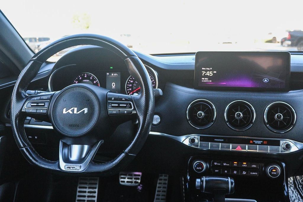 2023 Kia Stinger GT-Line - Photo 13