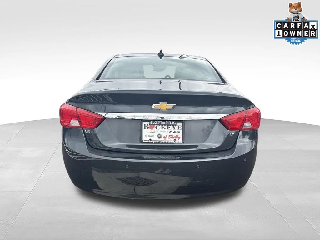 Used 2015 Gray Chevrolet LT image 4
