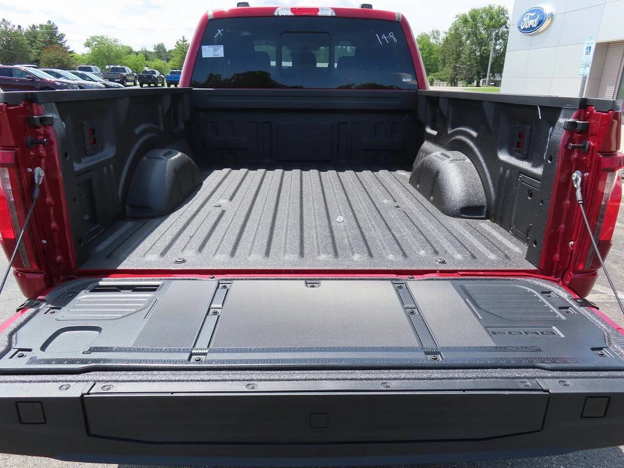 New 2026 Ruby Red Metallic Tinted Clearcoat Ford XLT 4x4 4dr SuperCrew 5.5 ft. SB image 6