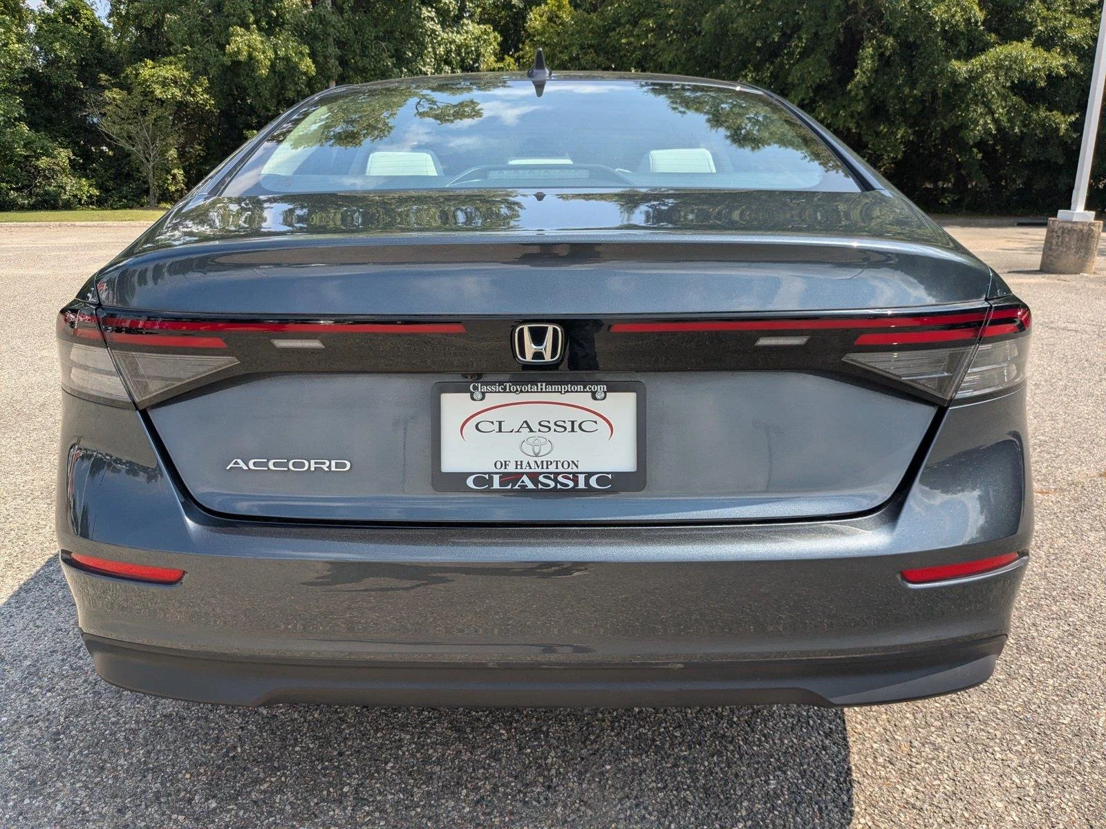 Used 2024 Meteorite Gray Metallic Honda EX image 5