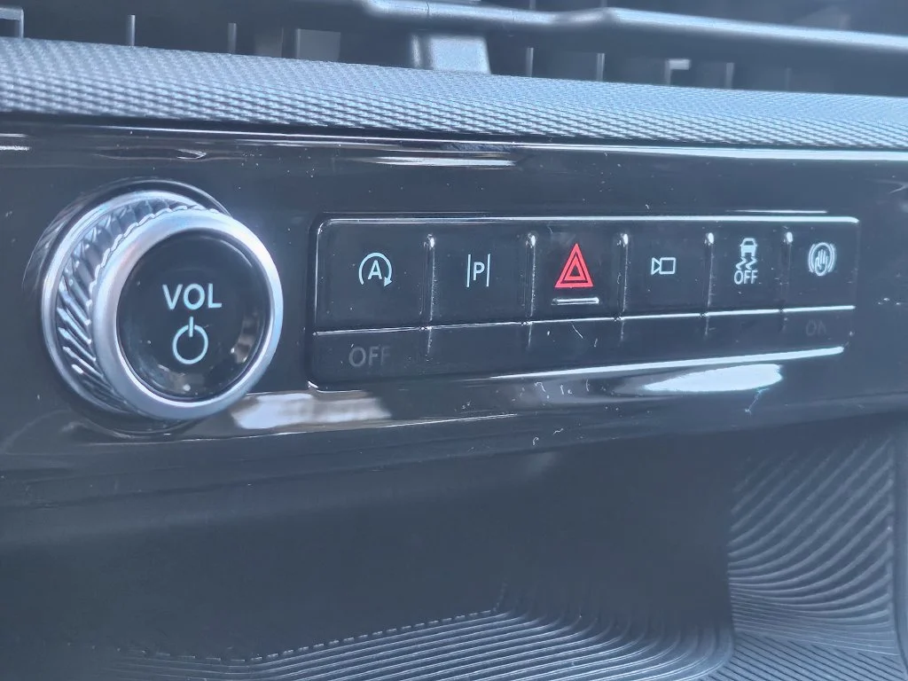 New 2027 Avalanche Gray Ford Tremor® image 32