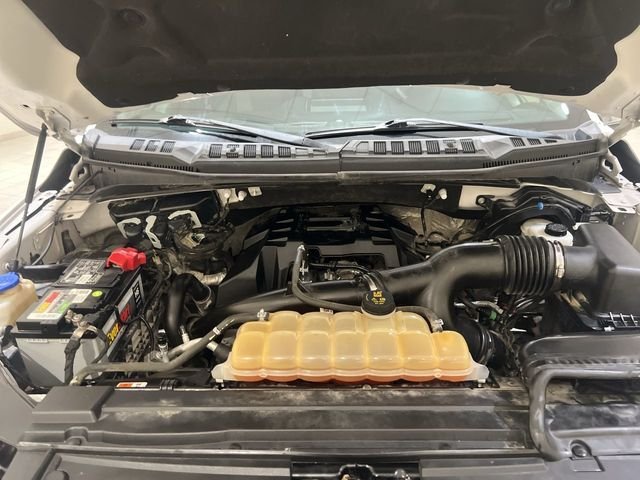 Used 2018 White Ford XLT image 25