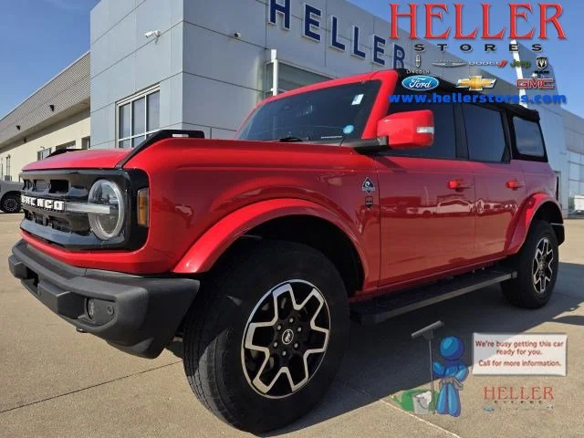 2022 Ford Bronco Outer Banks 4x4's photo