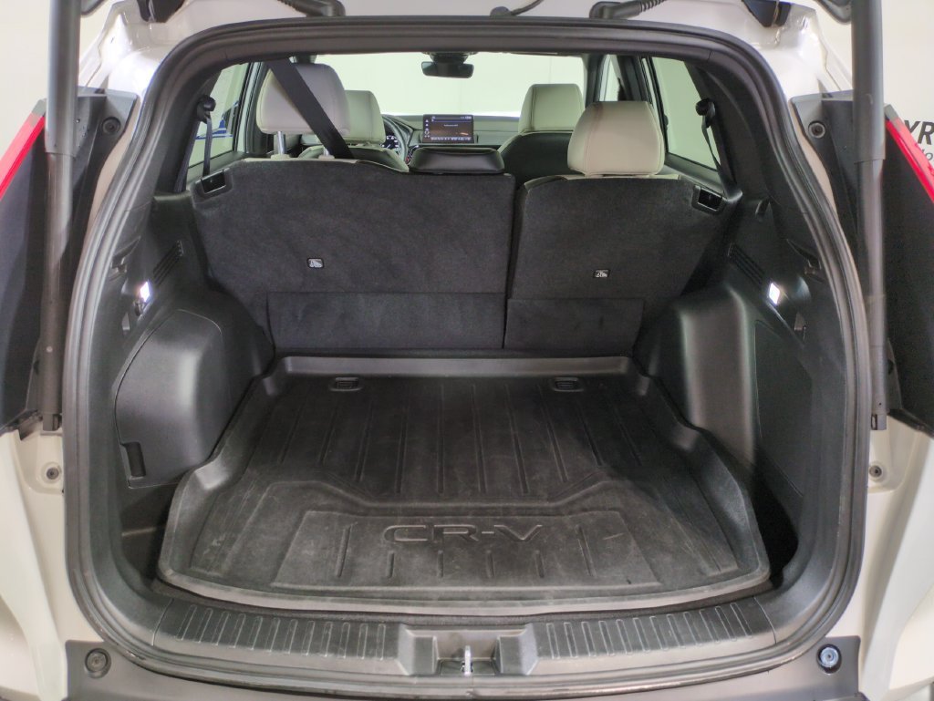 Certified Used 2025 Platinum White Pearl Honda Sport Touring image 30