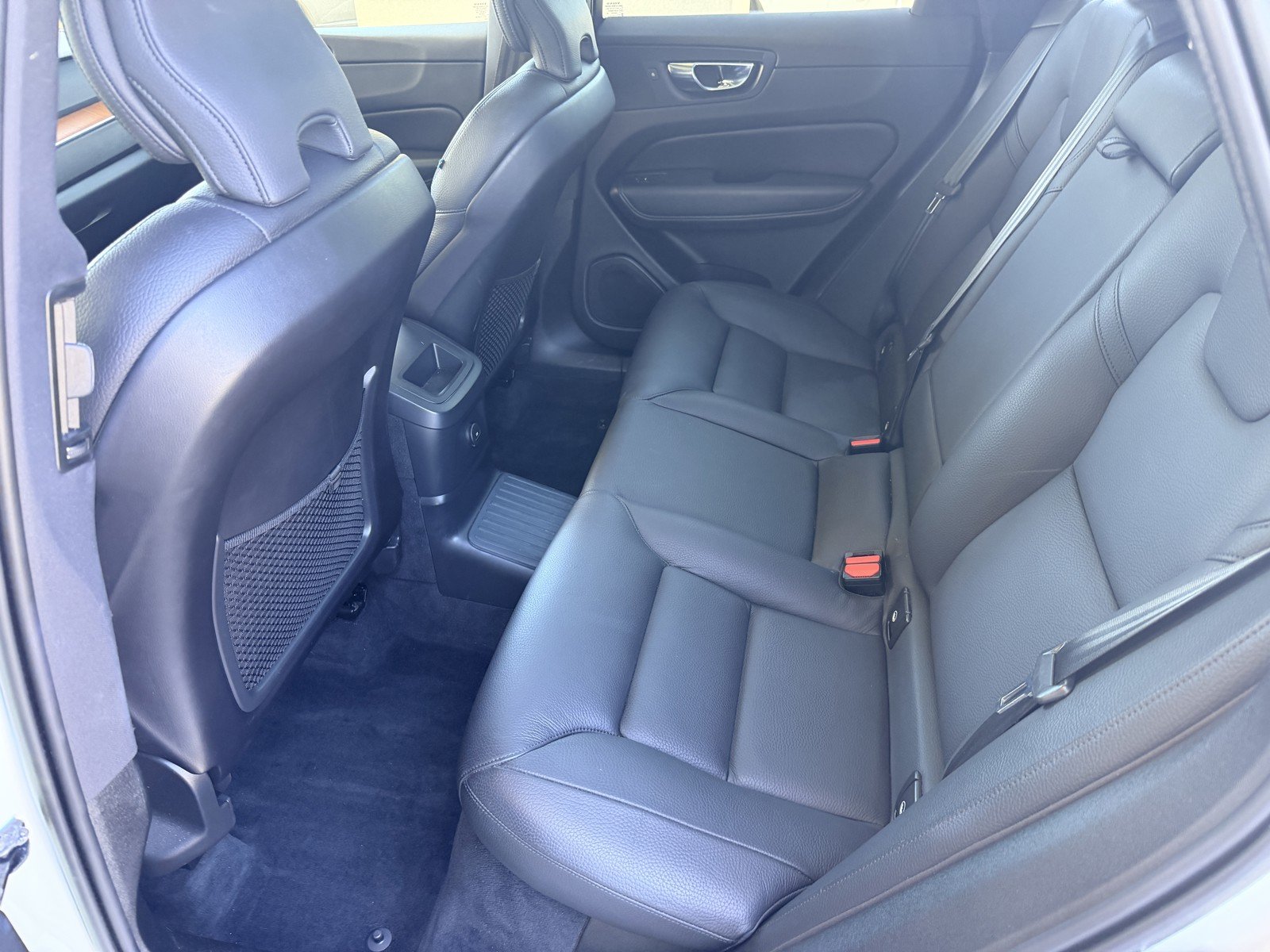 2023 Volvo XC60 Plus - Photo 21