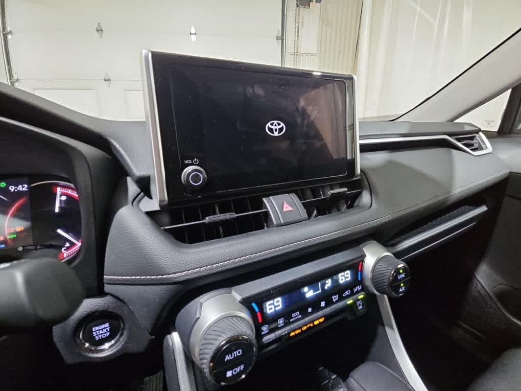 Used 2025 Magnetic Gray Metallic Toyota XLE image 10