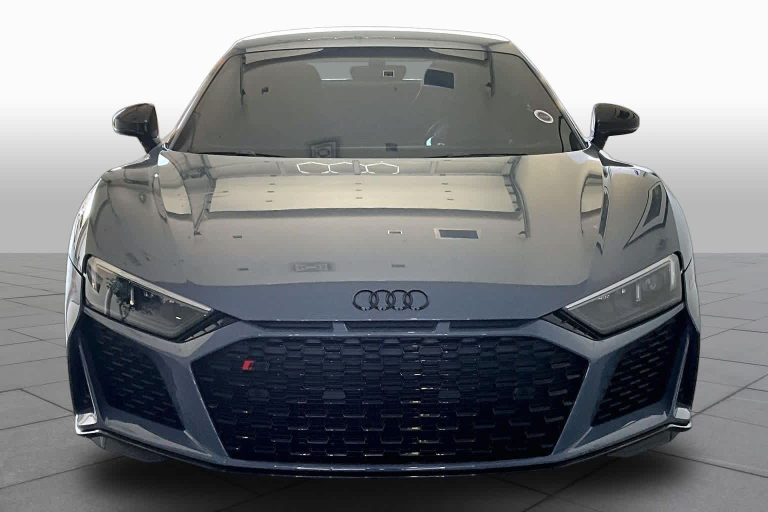Used 2020 Kemora Gray Metallic Audi V10 performance image 3