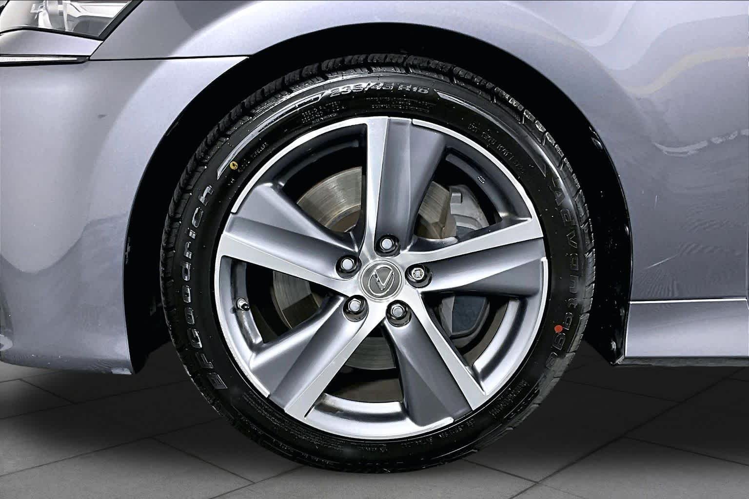 Used 2016 Nebula Gray Pearl Lexus  image 10