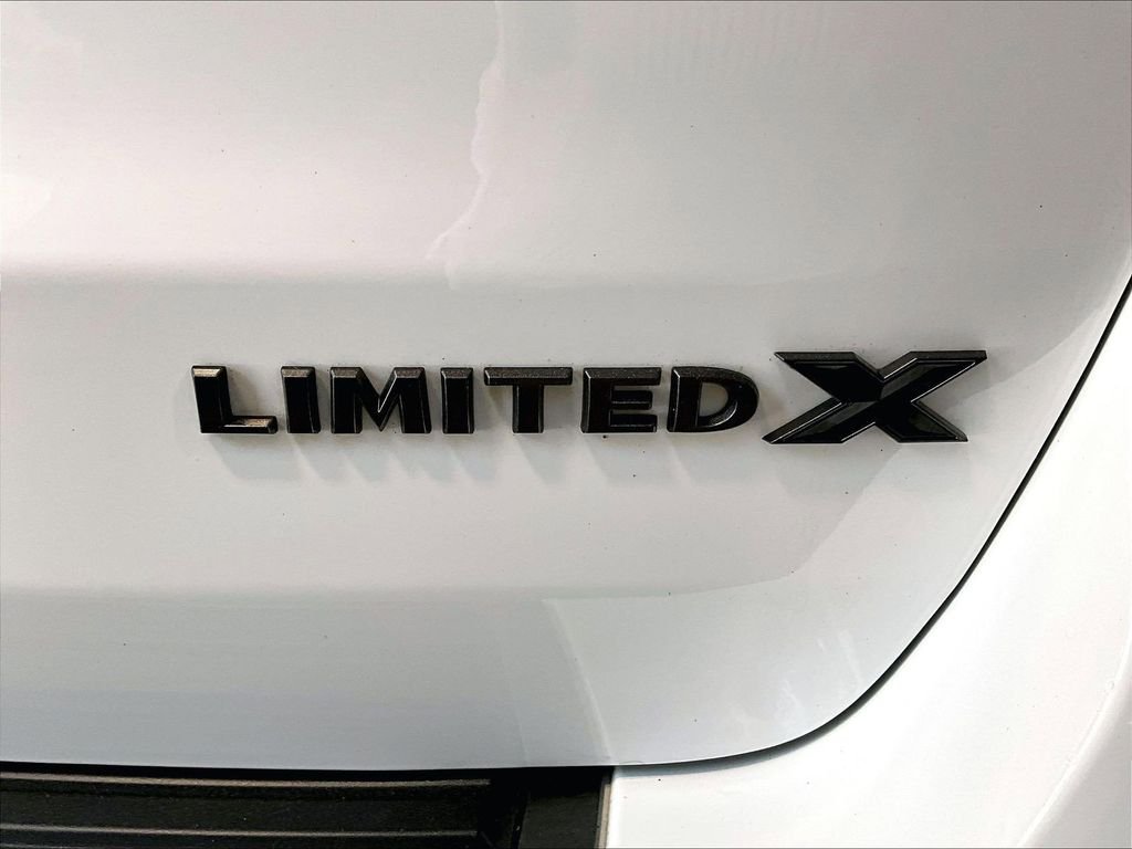 Used 2020 White Jeep Limited X image 30