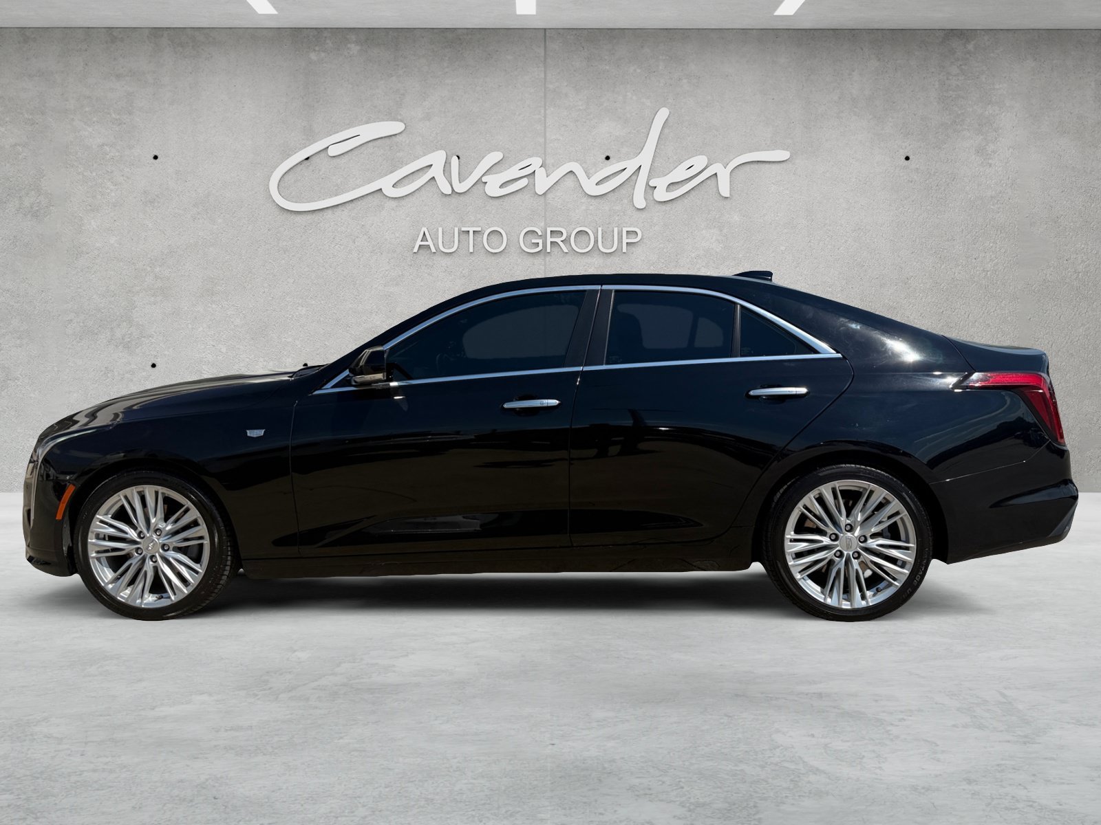 2023 Cadillac CT4