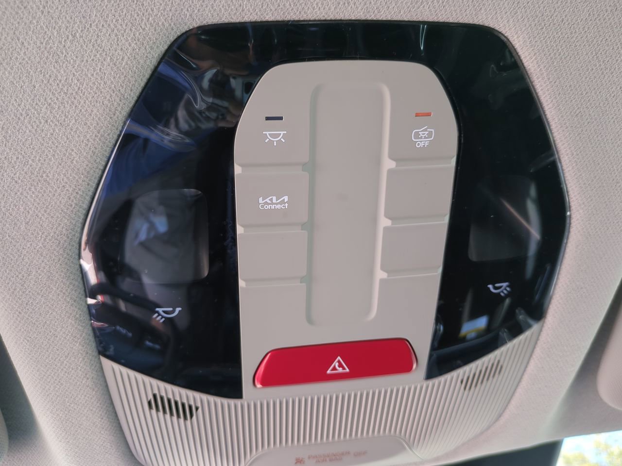 New 2026 Currant Red Kia LXS image 22