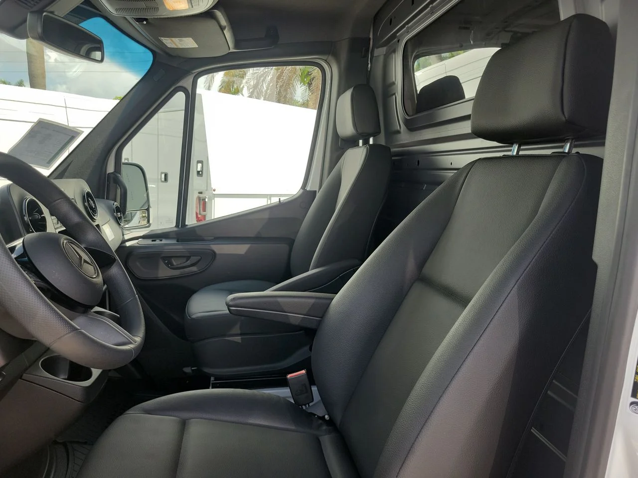 Used 2026 White Mercedes-Benz Cargo 144 WB image 18