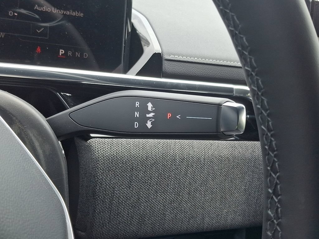 New 2026 Onyx Black GMC Elevation Standard Range image 8