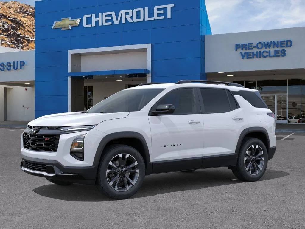 New 2027 Polar White Tricoat Chevrolet FWD RS image 2