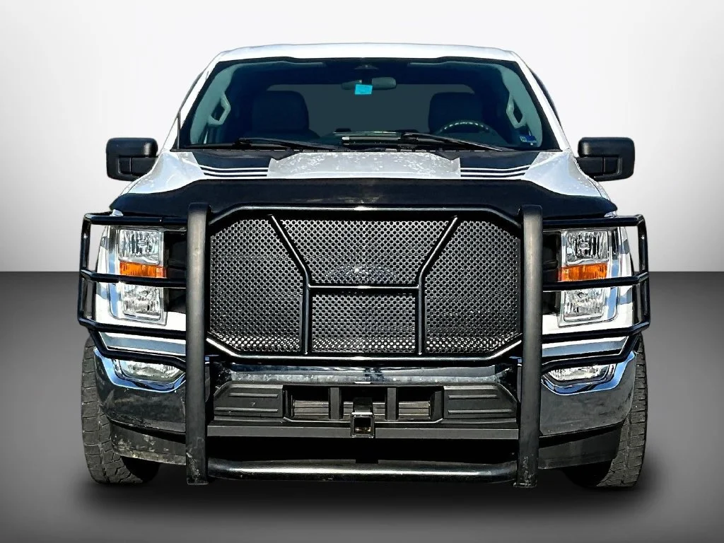 Used 2022 Oxford White Ford XL image 2