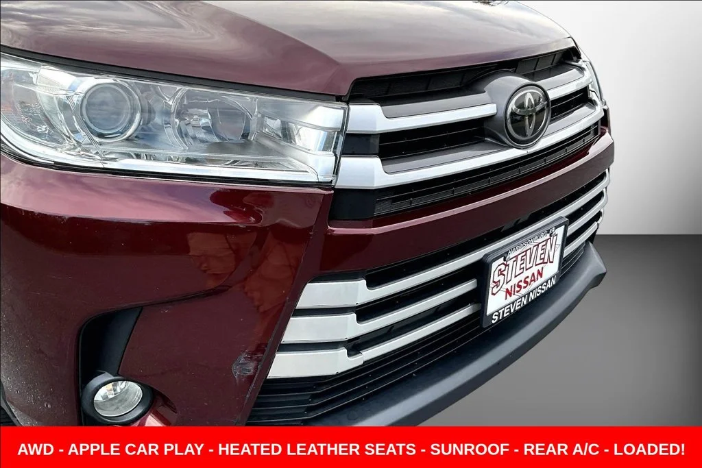 Used 2019 Red Toyota XLE image 41