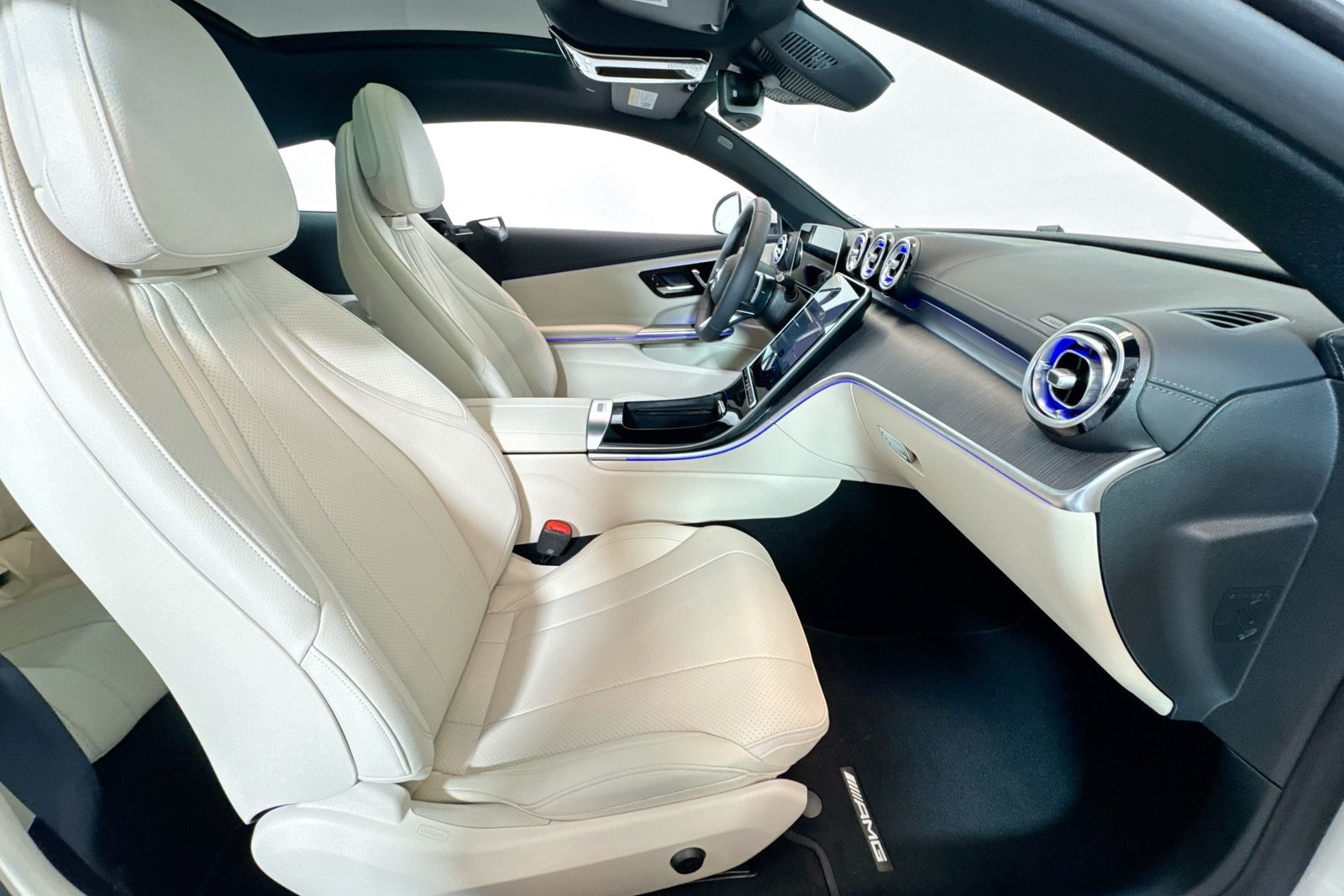 New 2026 Polar White Mercedes-Benz CLE 300 image 26