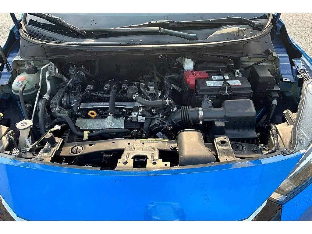 Used 2021 Blue Nissan SV image 8