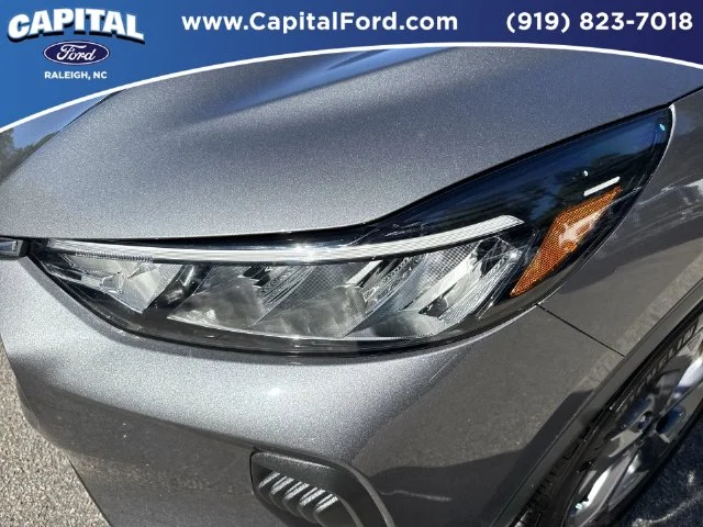 Used 2025 Gray Ford ST-Line image 11
