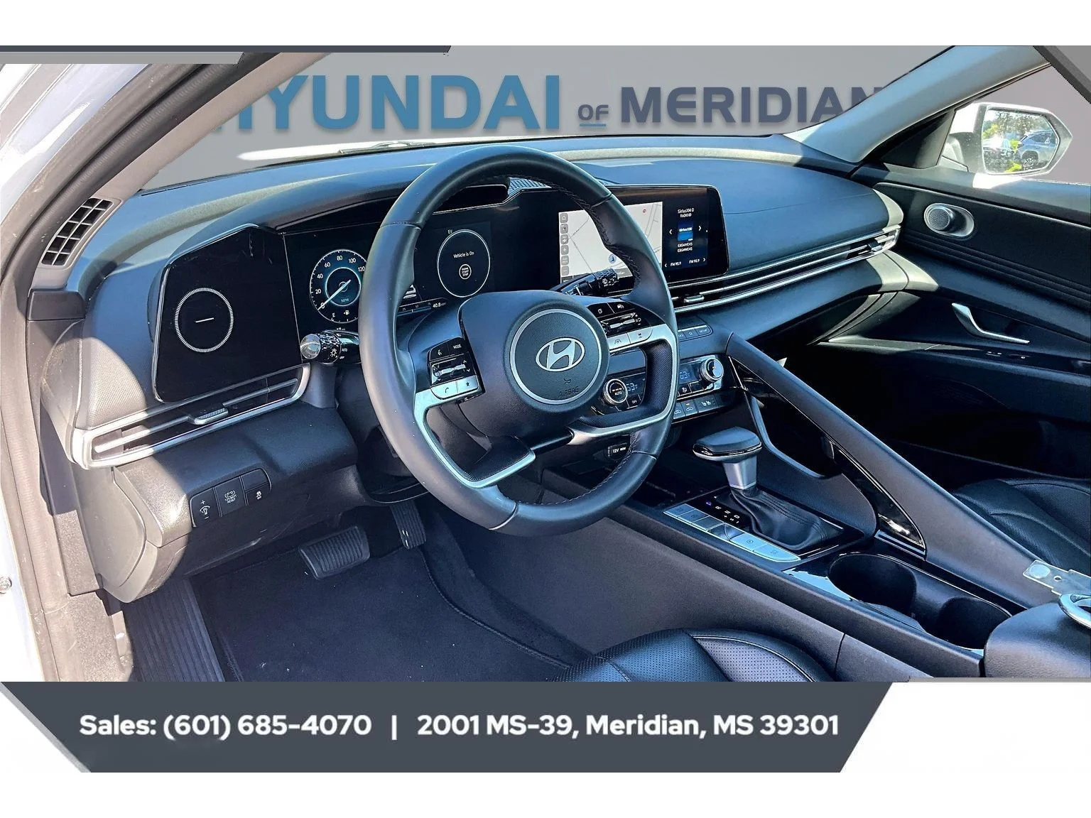 Used 2025 SERENITY WHITE Hyundai Limited image 12