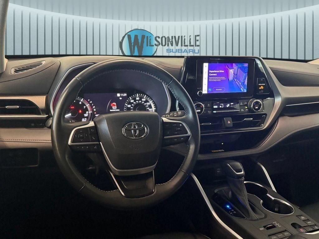 Used 2023 Silver Toyota XLE image 14