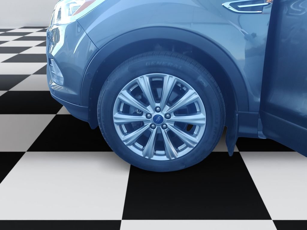 Used 2018 Gray Ford Titanium image 14