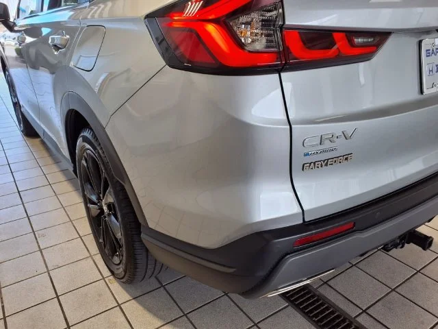2025 Honda CR-V Sport Touring - Photo 21