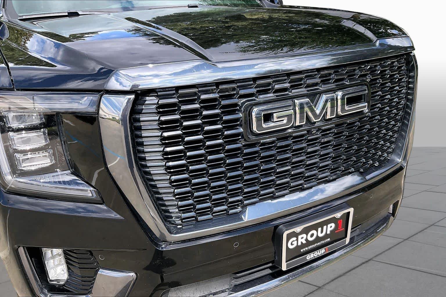 Used 2024 Onyx Black GMC Denali Ultimate image 28