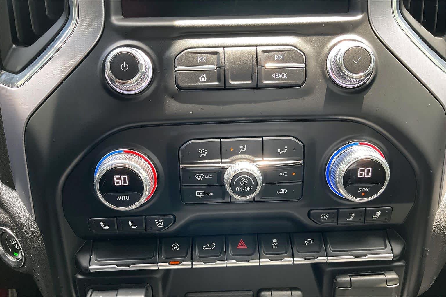 Used 2020 Onyx Black GMC SLT image 33