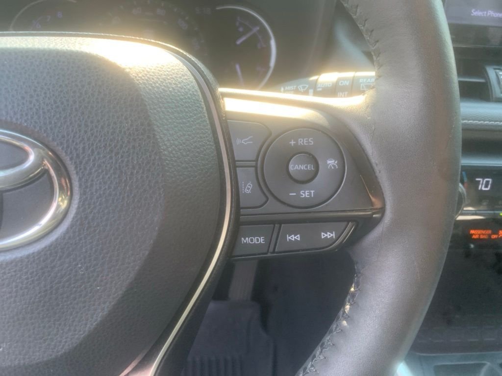 Used 2019 Pearl Toyota Limited image 15