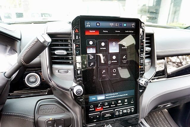 New 2026 Ceramic Gray Clear-Coat Exterior Paint RAM Limited image 34