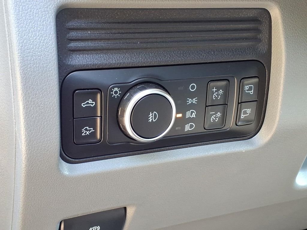 New 2026 Agate Black Metallic Ford F-250® XLT image 22