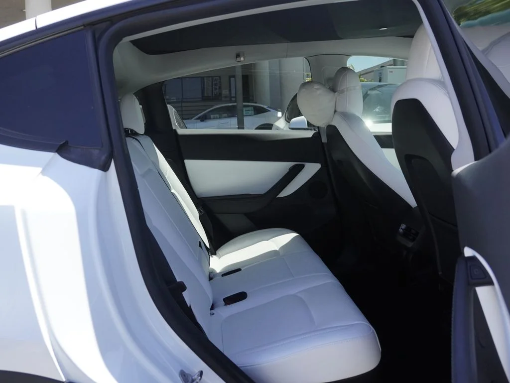 Used 2022 White Tesla Long Range image 19
