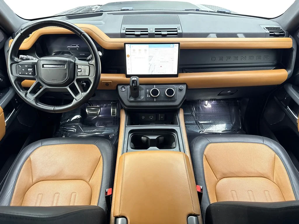 Used 2023 Green Land Rover X image 52