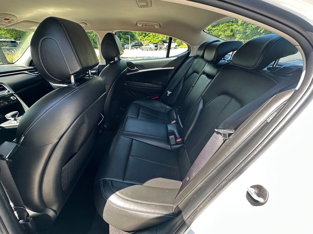 Used 2026 White Genesis 2.5T image 28