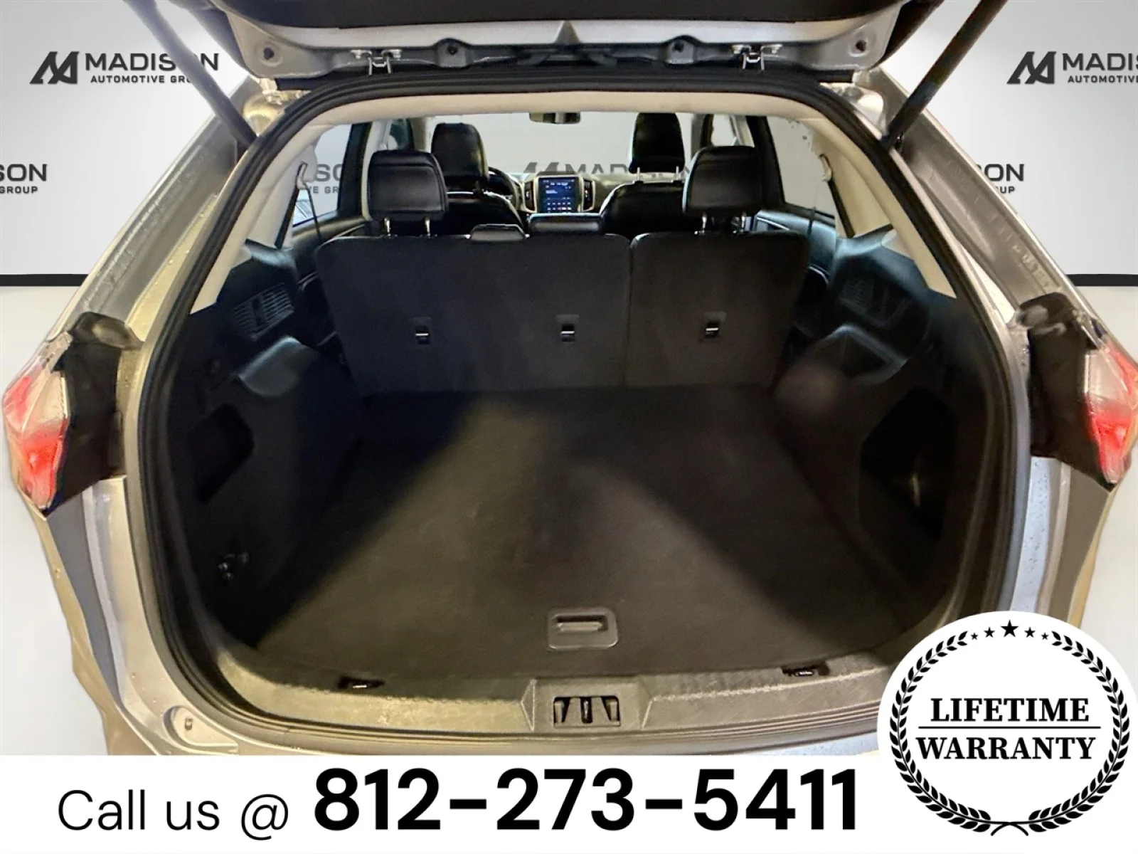 Used 2024 SILVER Ford SEL image 26