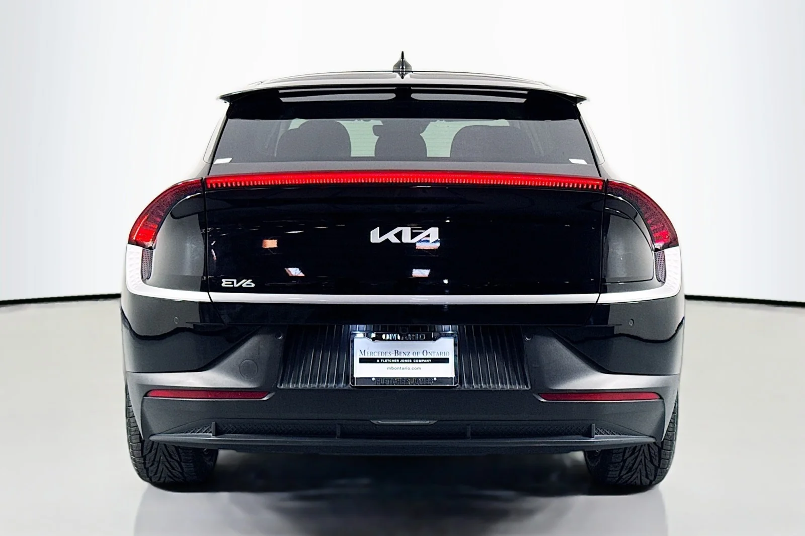 Used 2024 AURORA BLACK Kia Light Long Range RWD image 4