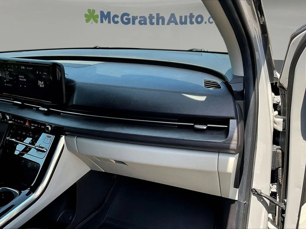 Certified Used 2023 White Kia EX image 29