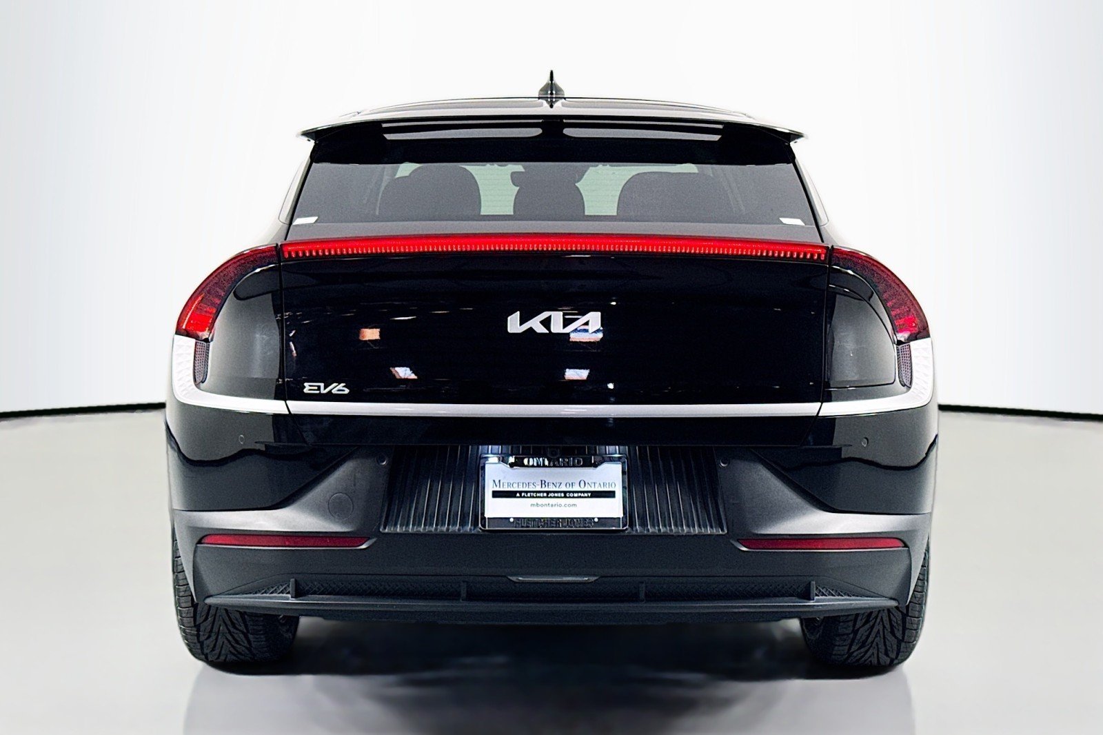 Used 2024 AURORA BLACK Kia Light Long Range RWD image 4