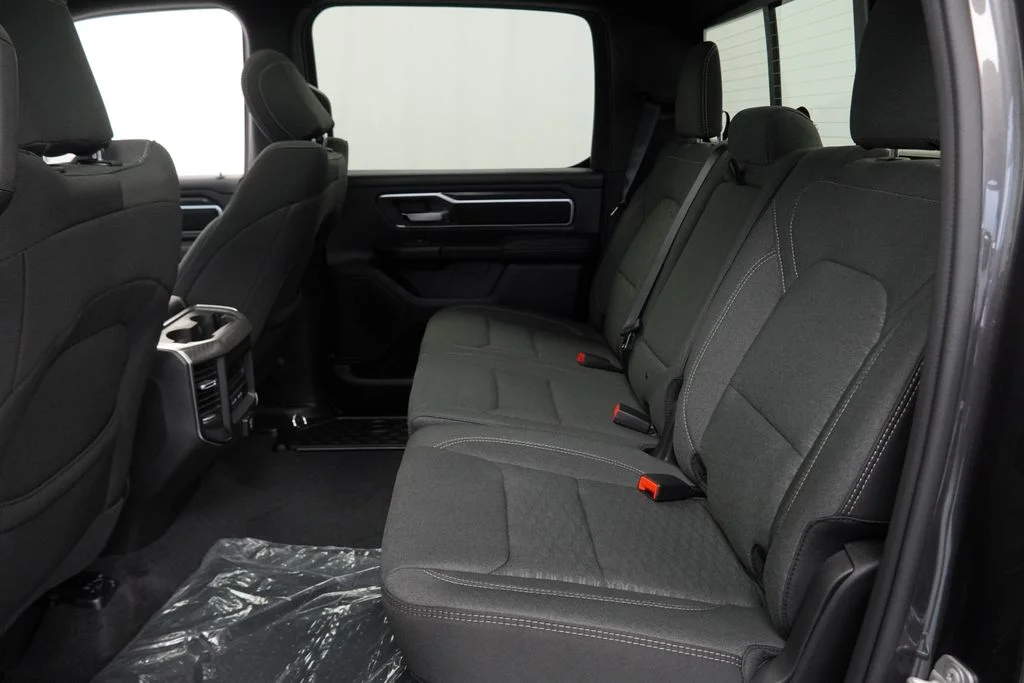 New 2026 Granite Crystal Metallic Clear-Coat Exterior Paint RAM Big Horn/Lone Star image 17