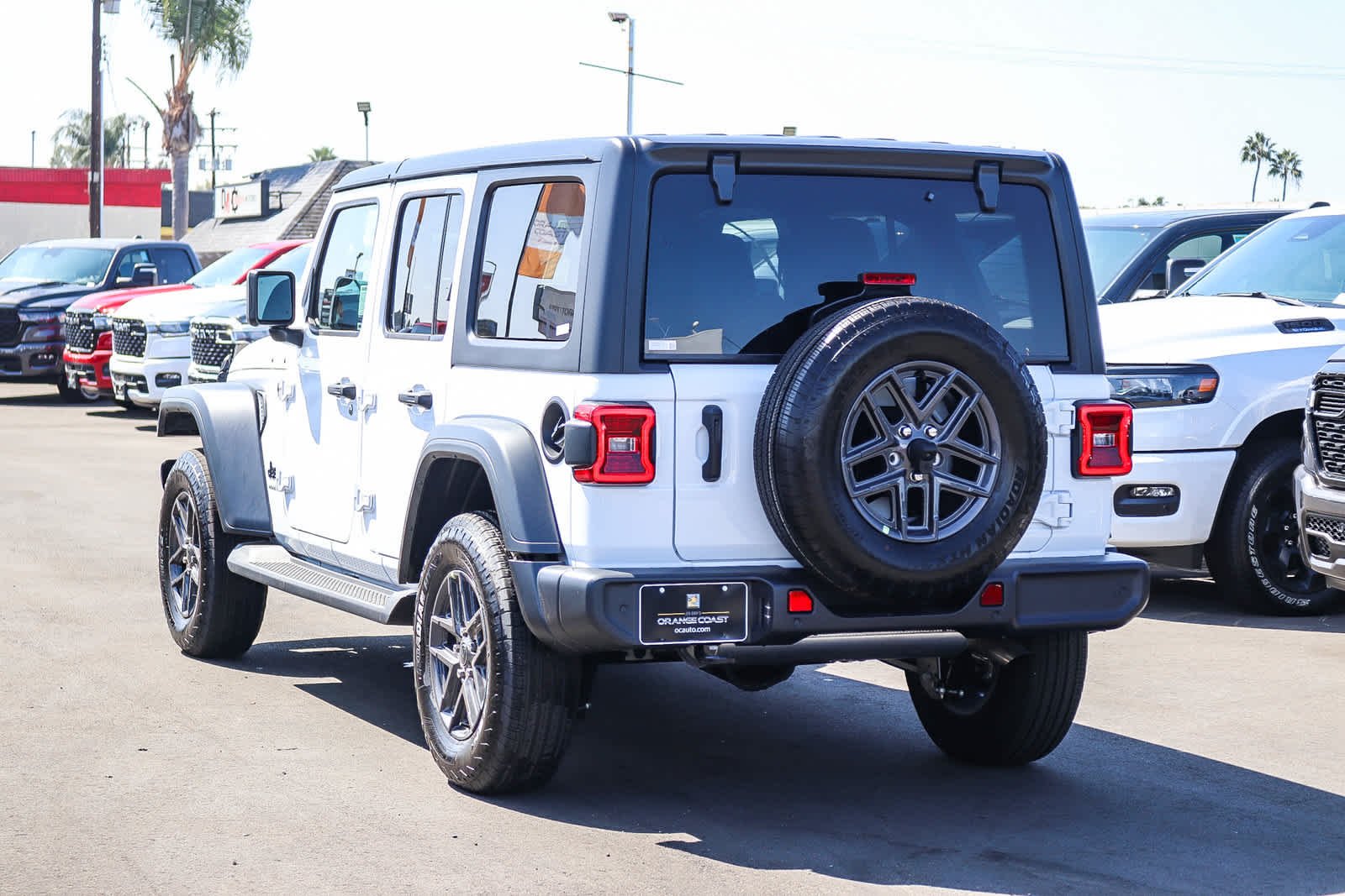 New 2027 Bright White Clear-Coat Paint Jeep Sport S image 6