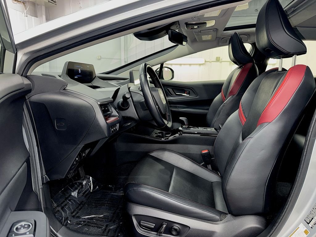 Used 2023  Toyota XSE image 12