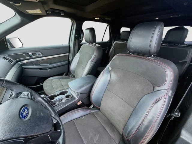 Used 2018 Gray Ford XLT image 21