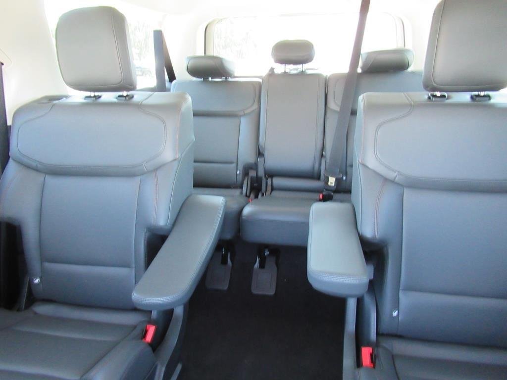 2025 Ford Expedition MAX Active - Photo 17