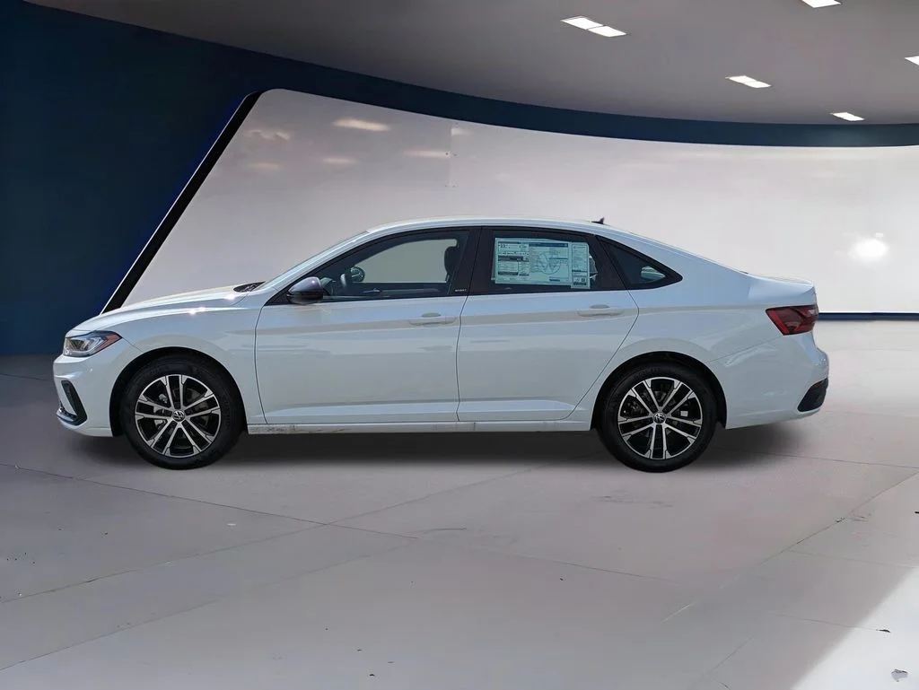 2025 Volkswagen Jetta Sport - Photo 8