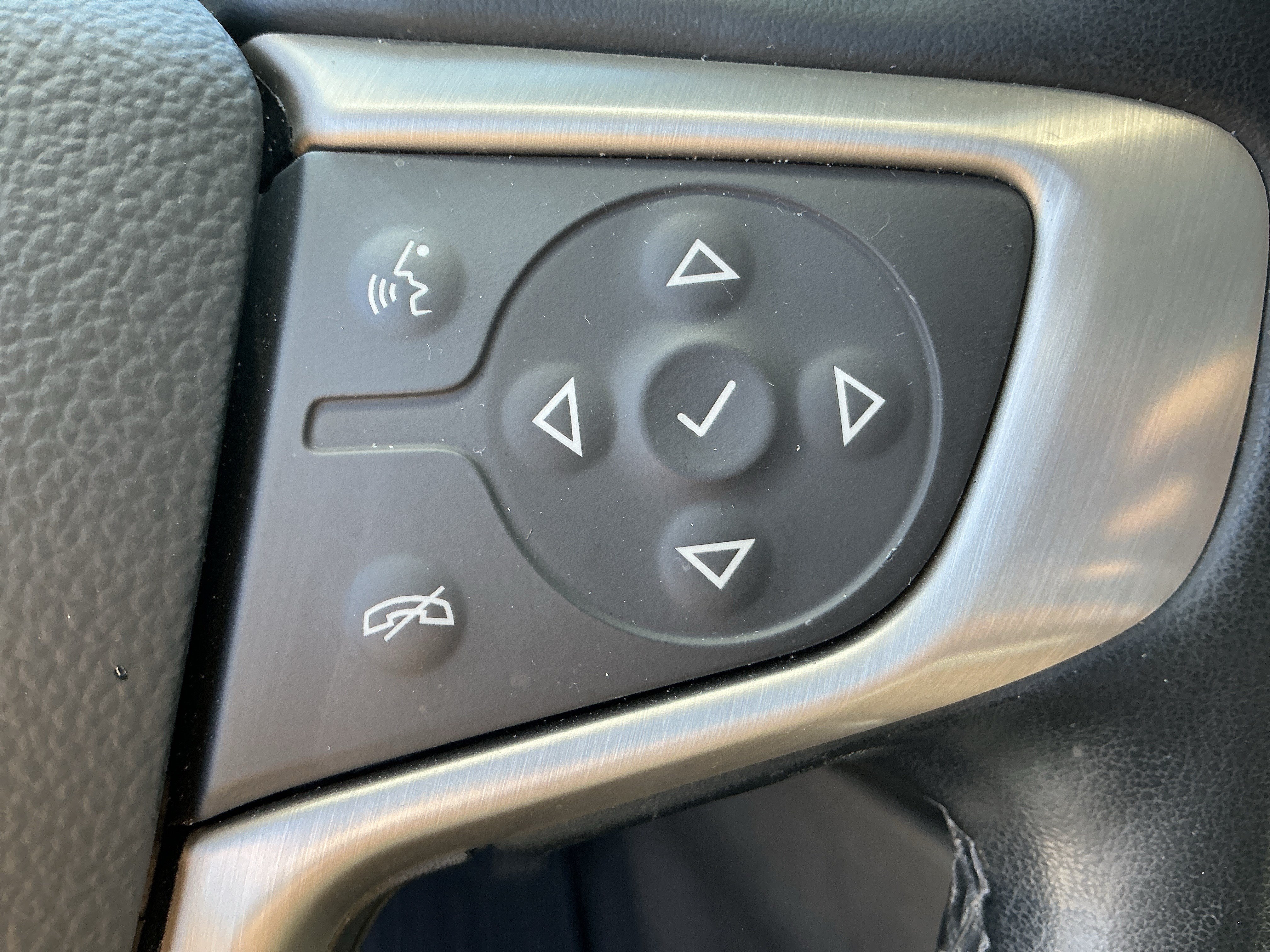 Used 2023 Ebony Twilight Metallic GMC Denali image 18