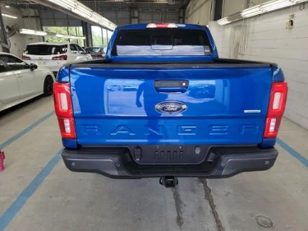 Used 2020 Lightning Blue Metallic Ford XLT image 5