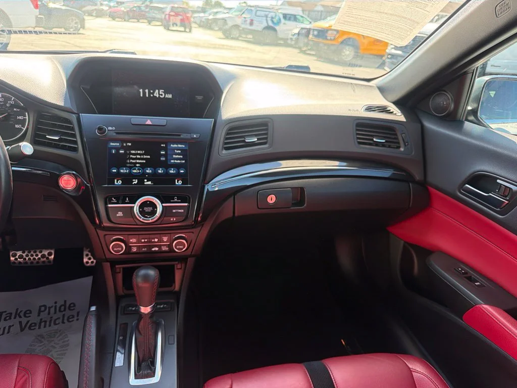 Used 2020  Acura Premium and A-SPEC Packages image 23