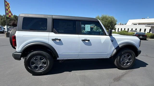 New 2026 White Ford Big Bend image 3